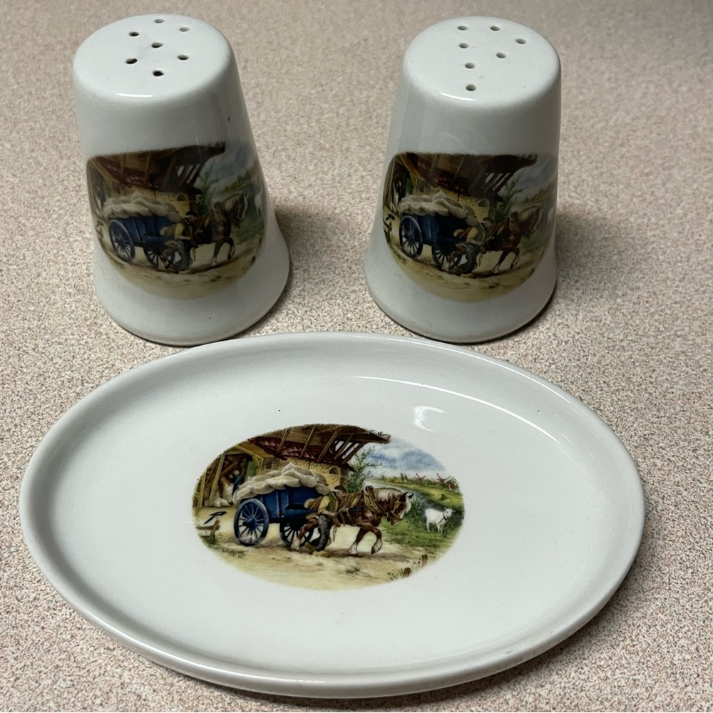 Vintage 1984 Royal Schwabap Salt & Pepper Shakers Dutch Hand Painted Horse Wagon